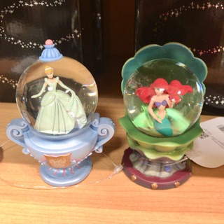 Snowglobe แอเรียลและซินเดอเรร่า ออกใหม่ ชิ้นละ 1550 บาท