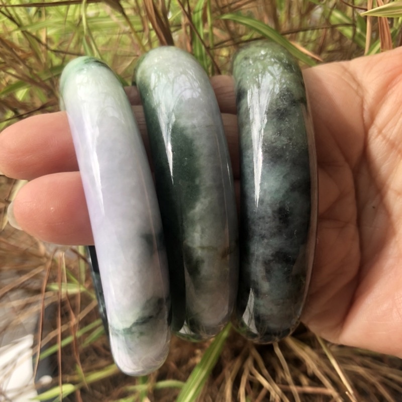 กำไลหยกพม่าjadeite-type-aมีแต่กำไลไซส์61-62