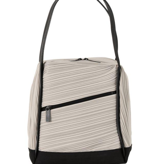Pleats Pleats Issey Miyake bag Shopee Thailand