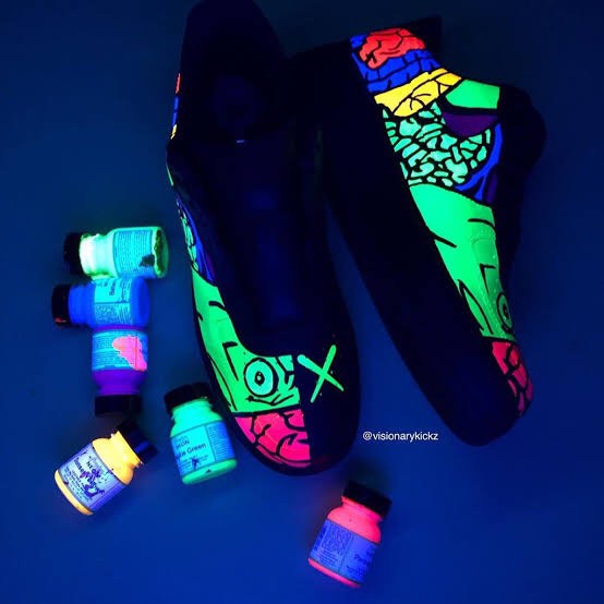 angelus-paint-neon-สีอคิลิคสำหรับทาวัสดุหนัง-รองเท้าผ้าใบ-กระเป๋า-แบบ-neon