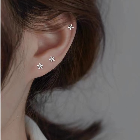 พร้อมส่ง-ต่างหู-เงิน-มีให้เลือกกว่า-20-แบบ-ตุ้มหู-เงิน-ต่างหูมินิมอล-ตุ้มหูมินิมอล-น่ารัก