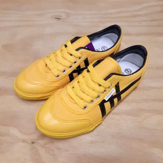 Asiasports By Leo รองเท้าผ้าใบ (สีเหลือง)