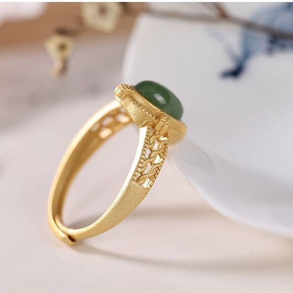 ภาพสินค้าPANAOBEN แหวน ใหม่เงิน 925 แหวน Original Natural Jasper Oval Ring Light หรูหรา Hollowing Process Golden Noble สไตล์จีน Retro ผู้หญิงยี่ห้อ Jewelrymen แหวนแฟชั่นเกาหลีอุปกรณ์เสริมแหวนคู่ Vintage เงินสเตอร์ลิง 925 แหวนเงินสำหรับผู้หญิง Charm จากร้าน panaoben.th บน Shopee ภาพที่ 3