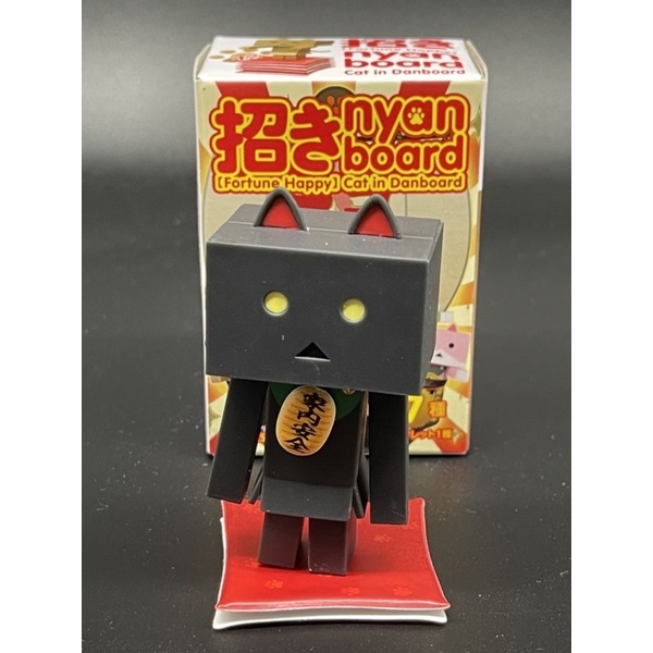fortune-happy-cat-in-danboard-แมวดำ-มือ2