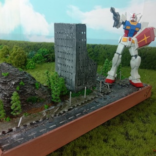 โมเดลไดโอราม่าฉากเมืองพังประกอบ gundam 1/ 144