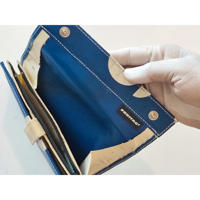 freitag F59 Samanta ฟรายทาก กระเป๋าเงินทรงยาว | Shopee Thailand
