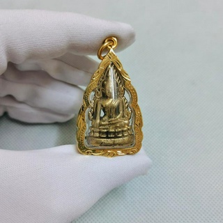จี้พระรูปหล่อพระพุทธชินราช อินโดจีน วัดสุทัศน์ พิมพ์สังฆาฏิสั้น หน้าเสาร์ ๕ ปี 2485