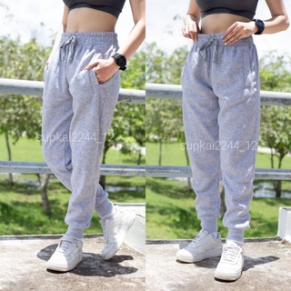 ภาพขนาดย่อของภาพหน้าปกสินค้ากางเกงวอร์ม Jogger %จ็อกเกอร์ สายฝอ ผ้าหนานุ่มใส่ได้ทั้งชายและหญิง ผ้าดีรับประกันคุณภาพ จากร้าน supkai2244_12 บน Shopee ภาพที่ 1