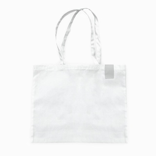 ภาพหน้าปกสินค้าlabrador BAGUETTE tote bag M กระเป๋าผ้า (LAA182) ซึ่งคุณอาจชอบราคาและรีวิวของสินค้านี้