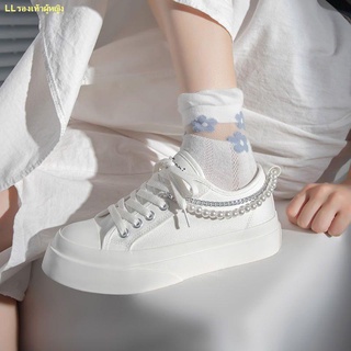 🎭สปอตสินค้า💐Pearl chain รองเท้าผ้าใบสตรี 2022 ใหม่ all-match breathable รองเท้าผ้าใบรองเท้าสีขาวขนาดเล็ก