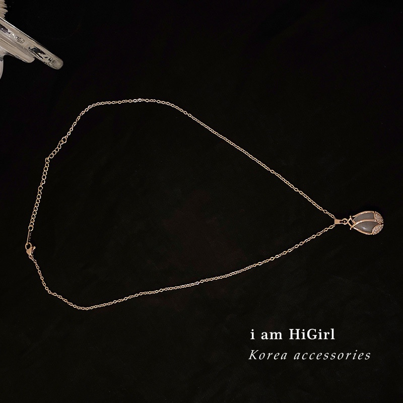 titanium-steel-electroplating-tulip-necklace-korean-simple-metal-design-thin-clavicle-chain-temperament-all-match-neckla