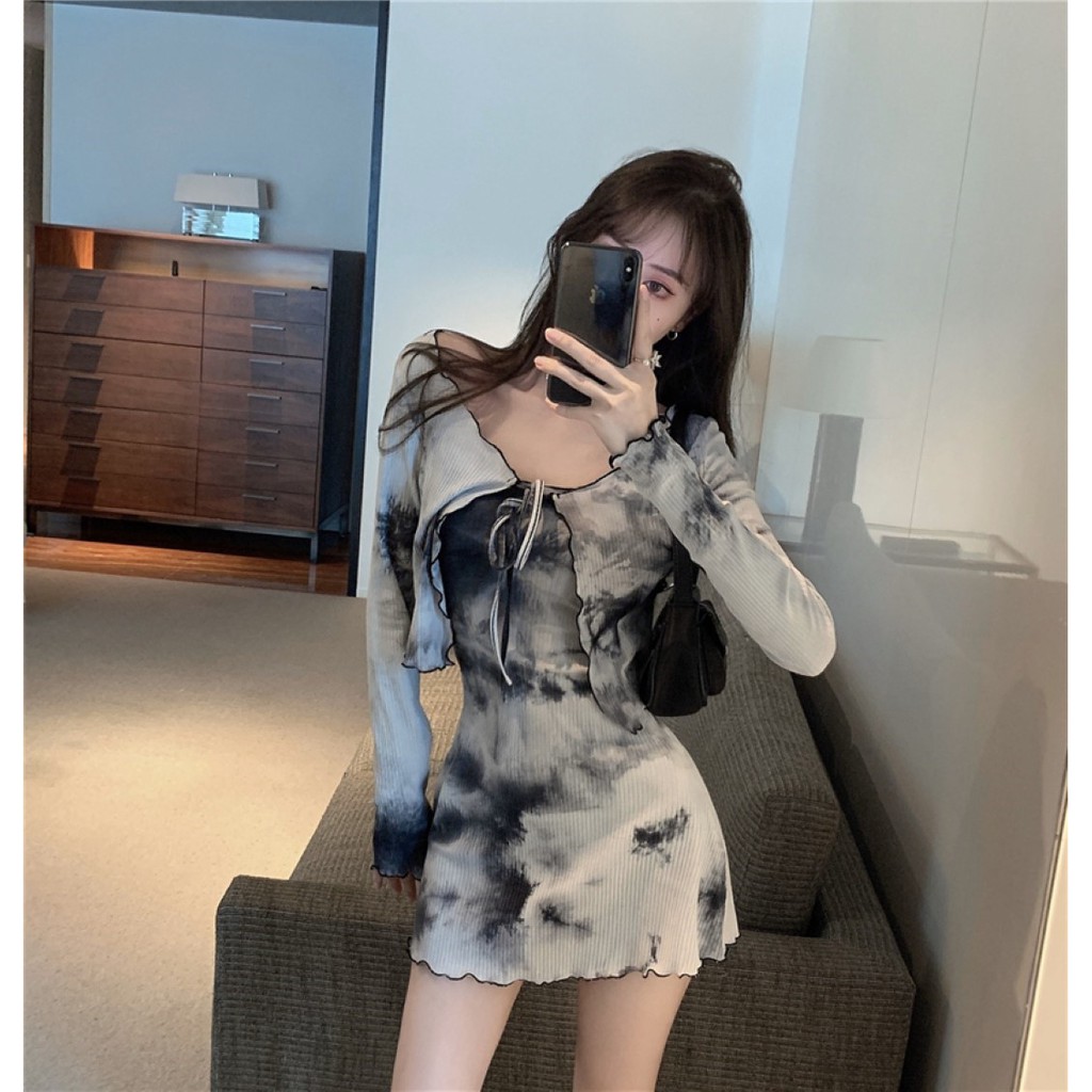fc-พร้อมส่ง-ชุดเซ็ต2ชิ้น-ลายมัดย้อม-มินิเดรสเกาะอก-เสื้อคลุมแขนยาวทรงครอป-แฟชั่น