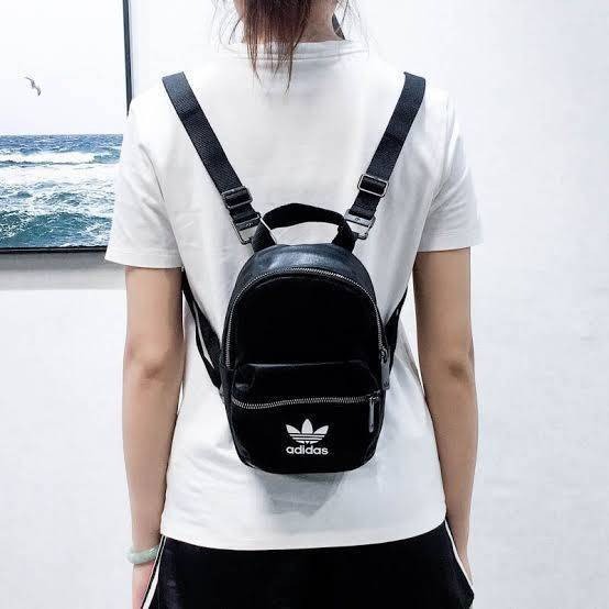 Adidas​ Mini​ Bag​ (ED5882) สีดำ​ หนังPU​ สวยมากๆ | Shopee Thailand