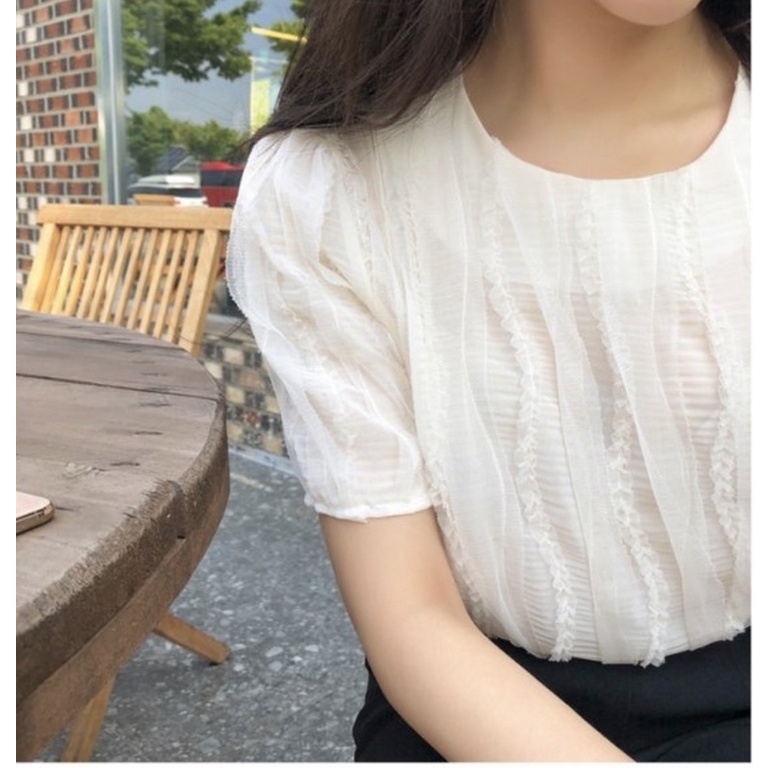 เสื้อคอกลม-ผ้าชีฟอง-งานแฟชั่นเกาหลี-น่ารักในวันสบายๆ