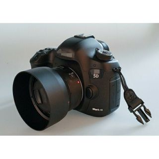 ภาพหน้าปกสินค้าฮูดใส่ Canon 50 1.8 STM ตรงรุ่น (ES-68) ทรงกลม 49mm ที่เกี่ยวข้อง