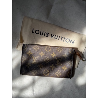 LOUIS VUITTON Monogram Bucket Pouch PM 🔥🔥🔥ของแท้💯  ปล่อยต่อราคาดี พร้อมถุงผ้า dust bag แถมสายโซ่ครอสบอดี้