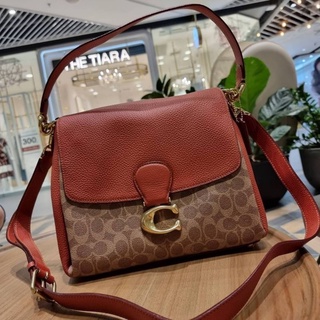 COACH MAY SHOULDER BAG IN SIGNATURE CANVAS