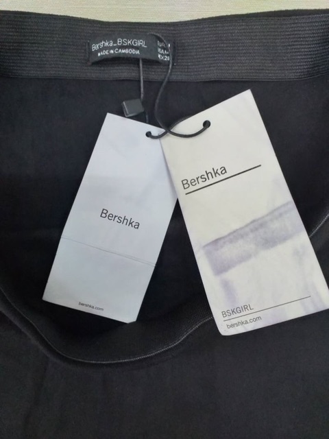 bershka-กระโปรงกำมะหยี่นุ่มละมุน