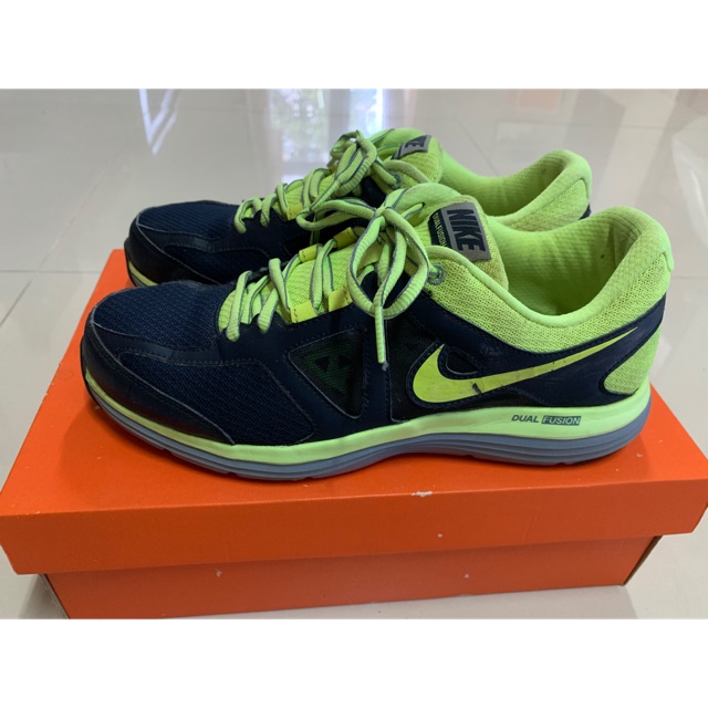 Nike dual best sale fusion lite 2