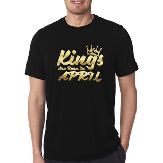 เสื้อยืดโอเวอร์ไซส์เสื้อยืด พิมพ์ลายโลโก้ KINGS Are Born In APRIL สีทอง เหมาะกับวันครบรอบวันเกิดS-3XL