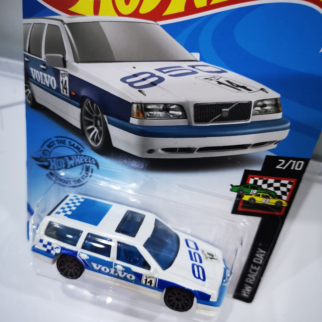 โมเดลรถ-รถเหล็ก-รถเหล็กของเล่น-hotwheels-volvo-850-estate-รถสะสม