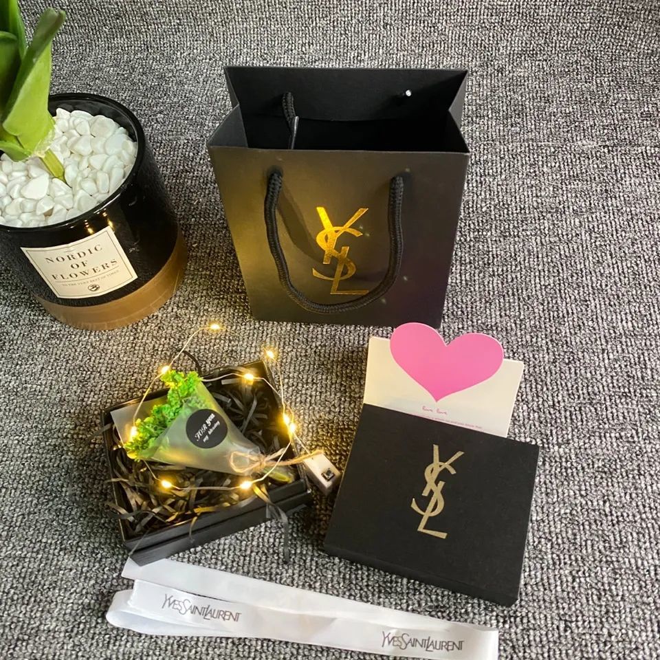 พร้อมส่ง-ถุงกระดาษ-เคาน์เตอร์-ysl-sheng-luo-เครื่องสำอางถุงกระดาษถุงของขวัญกระเป๋าถือถุงช้อปปิ้งของขวัญวันหยุดเต็ม-p