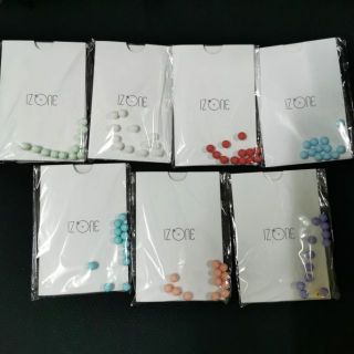 ภาพขนาดย่อของสินค้าพร้อมส่ง IZONE เม็ดบง สีตามเมม​ แชวอน​ ฮิโตมิ​ นาโกะ​ อึนบี​ ฮเยวอน