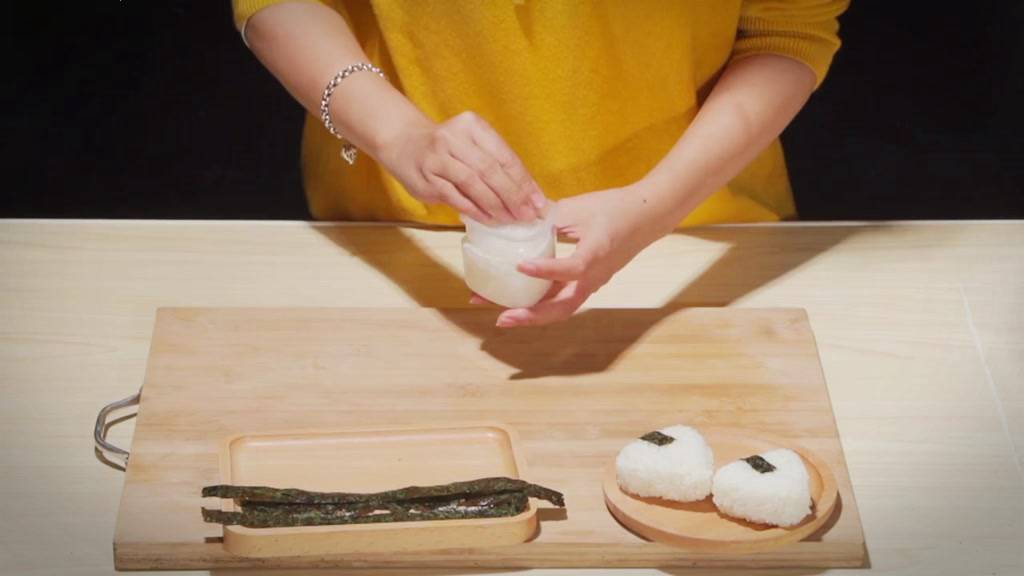 deethai-แม่พิมพ์ข้าวปั้น-แม่พิมพ์ซูชิ-เครื่องทำซูชิ-มีให้เลือก-3-แบบ-sushi-mold