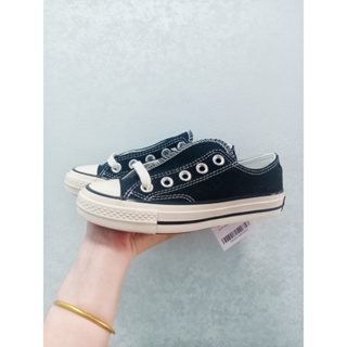 Converse2023 1970s Chuck Taylor All Star รองเท้าผ้าใบลําลอง ข้อสั้น เหมาะกับการวิ่ง สีดํา สีขาว