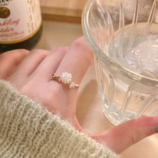 ภาพหน้าปกสินค้าแหวนแฟชั่นเกาหลี ลายดอกคามิเลีย ดอกคามิเลีย ปรับขนาดได้ ฟรีไซซ์ สําหรับผู้หญิง ที่เกี่ยวข้อง