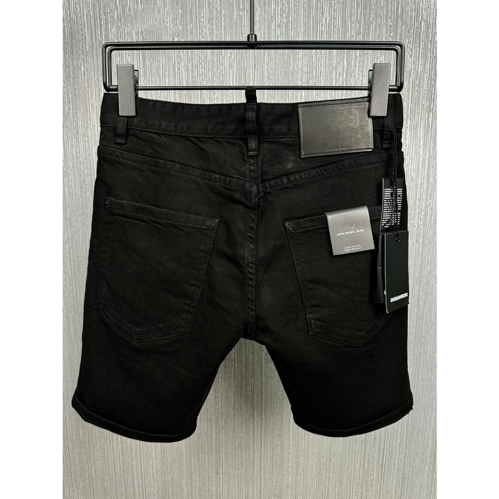 dsquard2-street-fashion-mens-shorts-black-slim-fit-stretch-print-button-hip-hop-mens-denim-shorts-กางเกงขาสั้นผู้ชาย