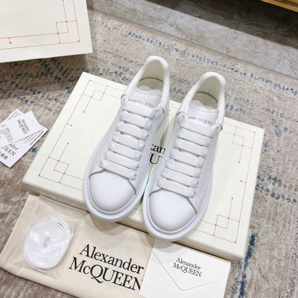 alexander-mcqueen-รองเท้าผ้าใบ-หนัง-สีขาว-พื้นหนา-เพิ่มความสูง-al48