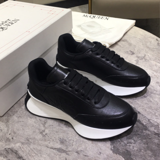 Alexander MCQUEEN Rint Runner รองเท้าผ้าใบลําลอง หนัง สีดํา เหมาะกับการวิ่ง เล่นกีฬา แฟชั่นสําหรับผู้ชาย และผู้หญิง -Al7