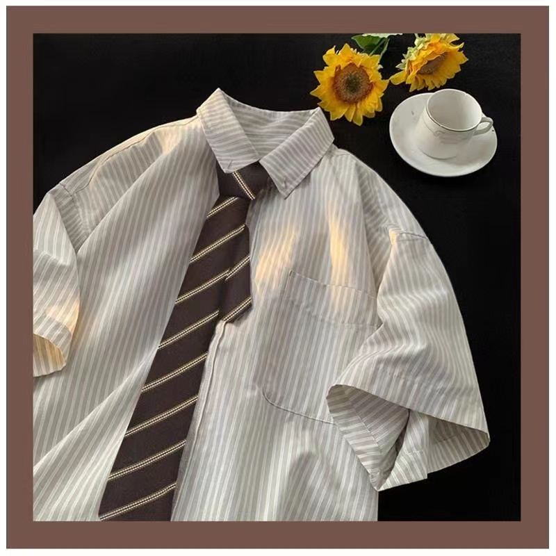 ภาพหน้าปกสินค้าเสื้อเชิ้ต DK สีน้ําตาล ลายทางกาแฟ สไตล์เรโทร สําหรับนักเรียนชาย และหญิง จากร้าน mabel022.th บน Shopee