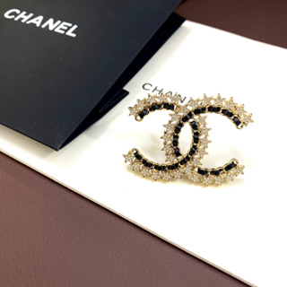 [Fashion Jewelry] เข็มกลัดหนัง รูปตัวอักษร C&amp;C โลโก้ดาวห้าแฉก สไตล์ย้อนยุค