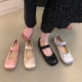 รองเท้าแมรี่เจน ส้นแบน หัวเหลี่ยม สีชมพู แฟชั่นฤดูใบไม้ผลิ สไตล์ฝรั่งเศส สําหรับผู้หญิง 2023