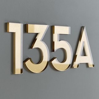 Golden สติกเกอร์อะคริลิค ลายตัวอักษร ตัวเลข 75 มม. มีกาวในตัว 3 นิ้ว สําหรับติดตกแต่งด้านนอกบ้าน ประตู ตู้จดหมาย