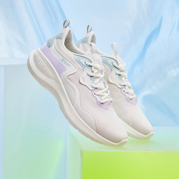XTEP XINGYUN ผู้หญิง SS รองเท้าวิ่ง Shock Absorption Casual น้ําหนักเบาสบายน้ําหนักเบา Breathable Soft ชุด — รองเท้ากีฬา แบรนด์ Xtep ของแท้ 100% เช็คราคาจาก Shopee Lazada thumbnail 5