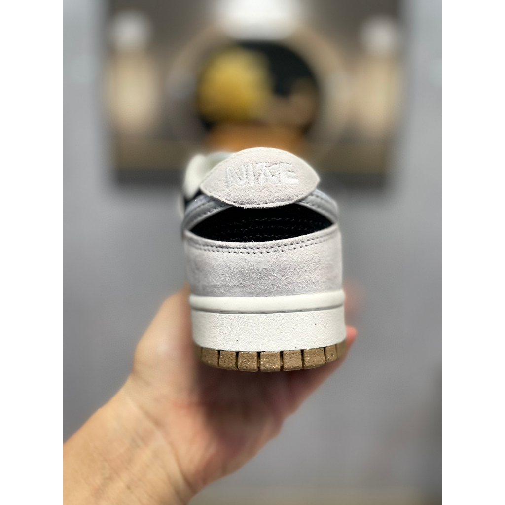 ใหม่-nk-sb-dunk-low-se-85-รองเท้าผ้าใบลําลอง-เหมาะกับการวิ่ง-เล่นกีฬา-สีดํา-เทา-ขาว-สําหรับผู้ชาย-ผู้หญิง-d09457