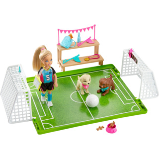 Barbie Dreamhouse Adventures 6-inch Chelsea Doll with Soccer Playset and Accessories GHK37 ตุ๊กตาบาร์บี้ Dreamhouse Adventures ขนาด 6 นิ้ว พร้อมชุดของเล่นฟุตบอล และอุปกรณ์เสริม GHK37