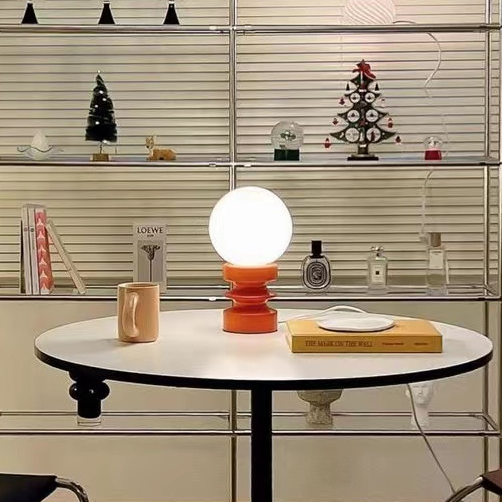 โคมไฟข้างเตียง-110v-โคมไฟตั้งโต๊ะห้องนอน-สไตล์-baohaus-วัยกลางคน-แสงสีขาวสองสี-ไฟอุ่น