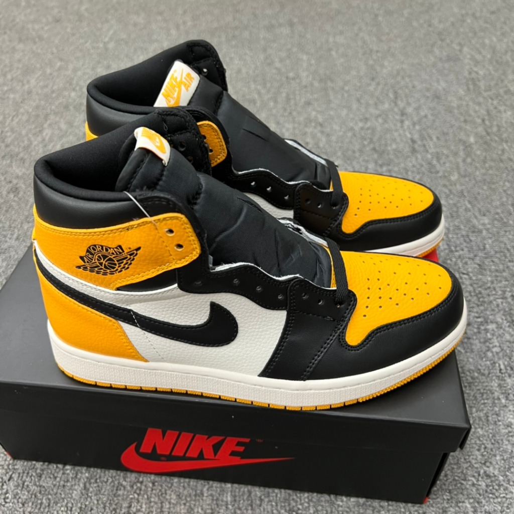 yellow toe aj1