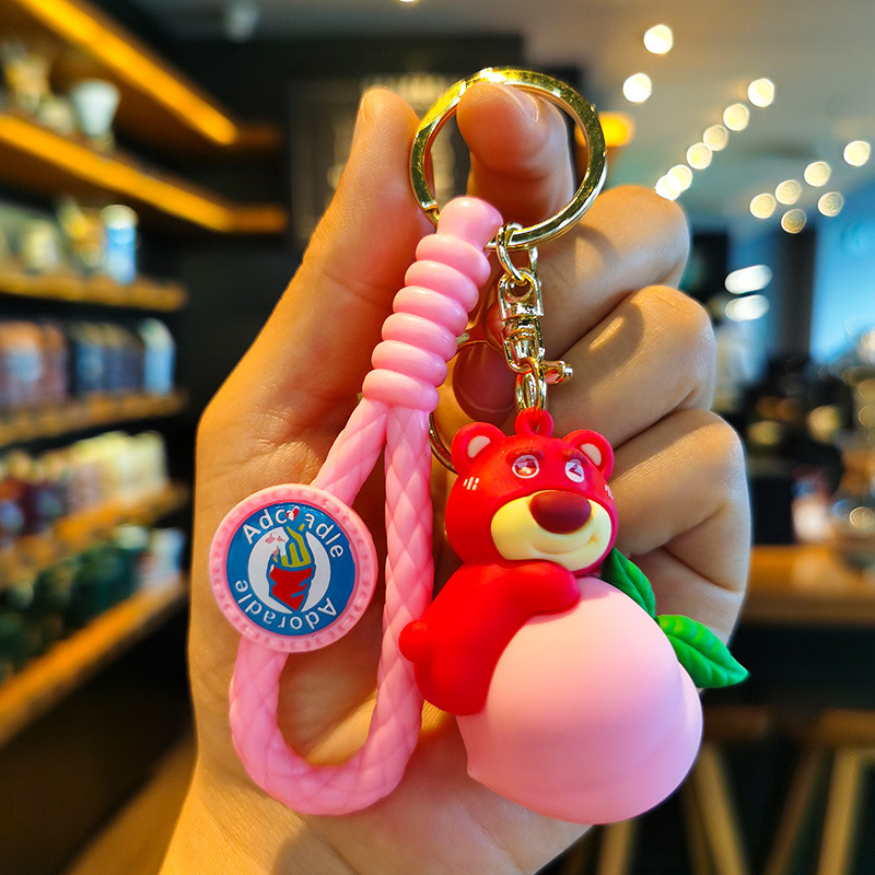 พวงกุญแจ-จี้การ์ตูนหมี-สตรอเบอร์รี่-ขนาดเล็ก-สวยหรู-เหมาะกับของขวัญ-สําหรับห้อยกระเป๋า