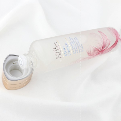 estee-lauder-cherry-blossom-limited-edition-moisturizing-essence-water-200ml