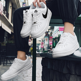 Air Force No. 1 af1 รองเท้าผ้าใบ รองเท้ากีฬา สีขาวล้วน เข้ากับทุกการแต่งกาย สําหรับผู้ชาย ผู้หญิง