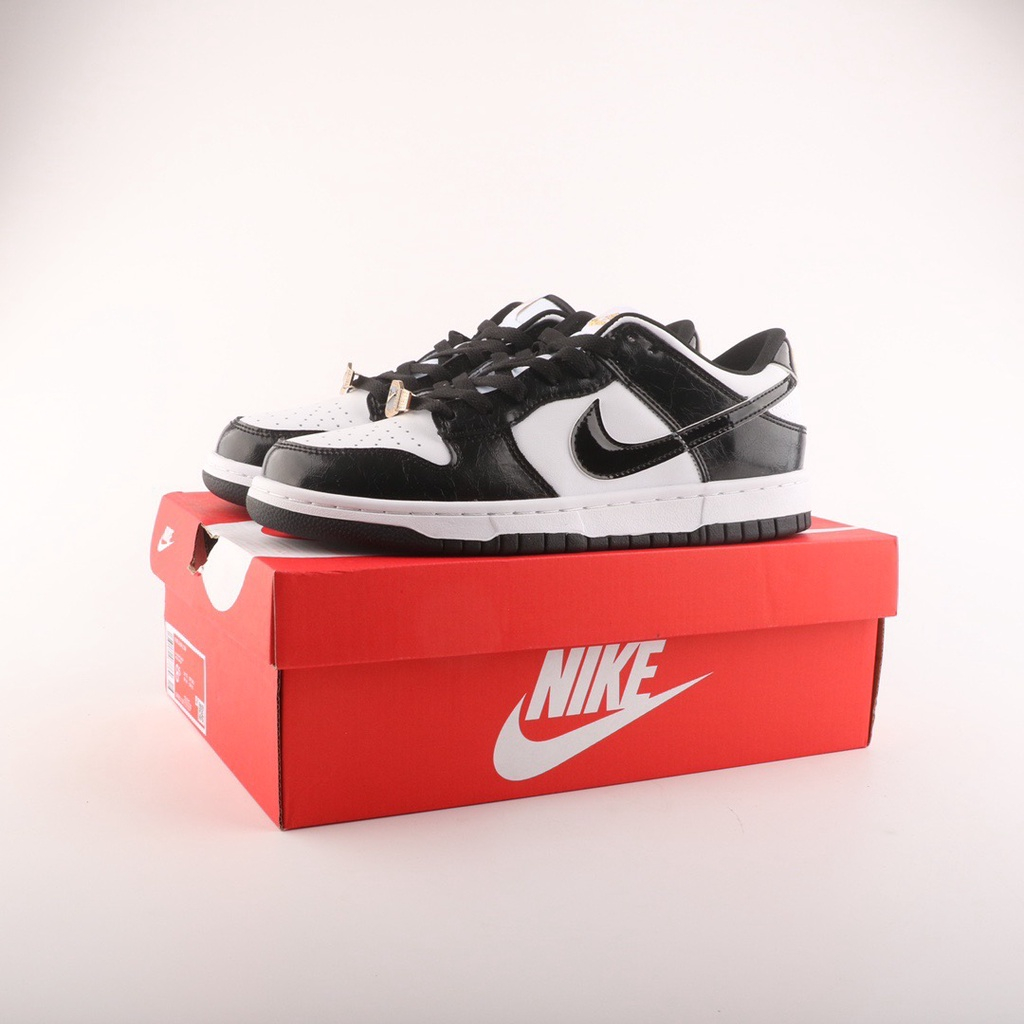 dunk-low-retro-หนังสือ-world-champ-สไตล์เรโทร-world-champ-dr9511-100