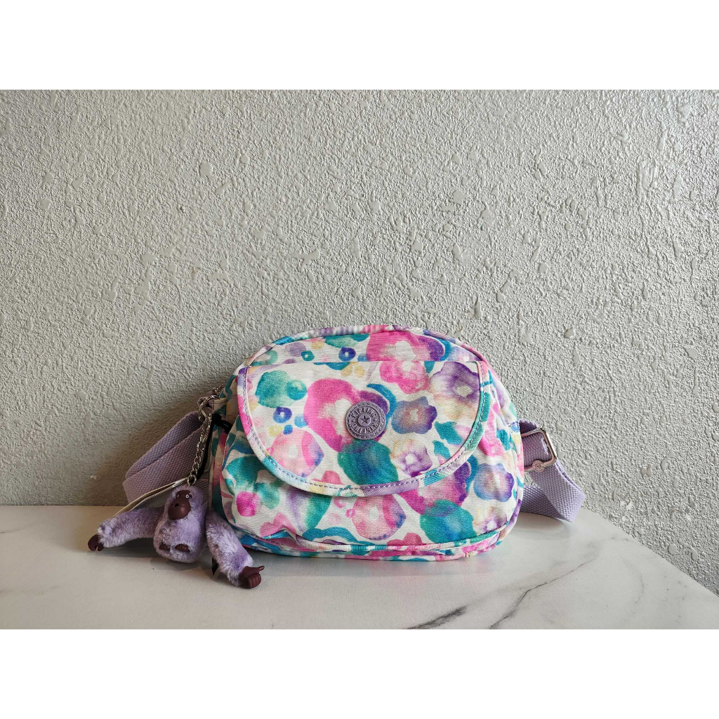 kipling-k15313-ใหม่-กระเป๋าสะพายไหล่-พิมพ์ลายดอกไม้-สีเขียวน้ํา