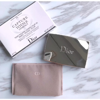 Dior แป้งผสมรองพื้น ซ่อมแซมผิว และเปล่งประกาย 010 020