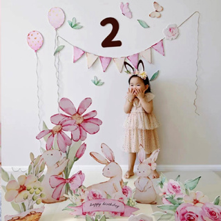 บอร์ดดอกไม้ กระต่าย สีชมพู พร็อพถ่ายรูปวันเกิดเด็ก ครบรอบ 500 วัน KT 1 ชุด