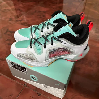 Jordan 37 Low Guo PF FB8486-130